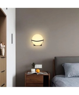 Applique Murale Design "Luna", Globe en Verre Opale et Métal Chrome, Culot E27